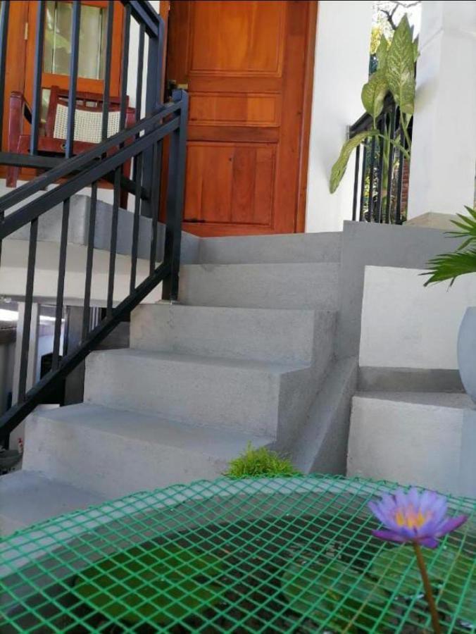Villa Wismar Hikkaduwa Exterior photo